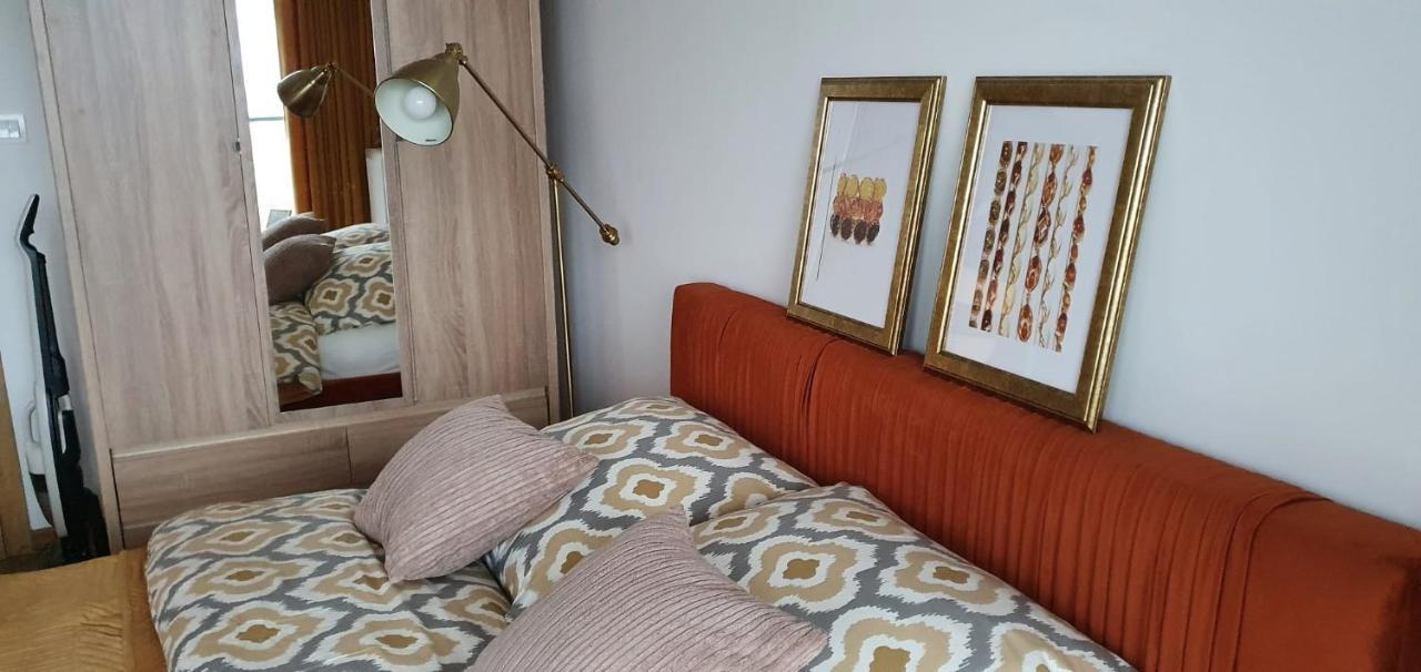 Apartament Bursztynowy Modern Tower กดิเนีย ภายนอก รูปภาพ